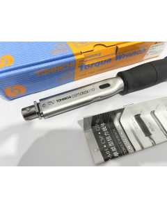 东日CSP50N3X15D扭力扳手，10-50NM，全新