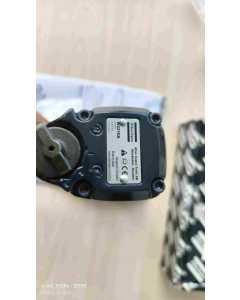 阿特拉斯W2210A  3/8"气动冲击扳手70-180NM 全新原装进口